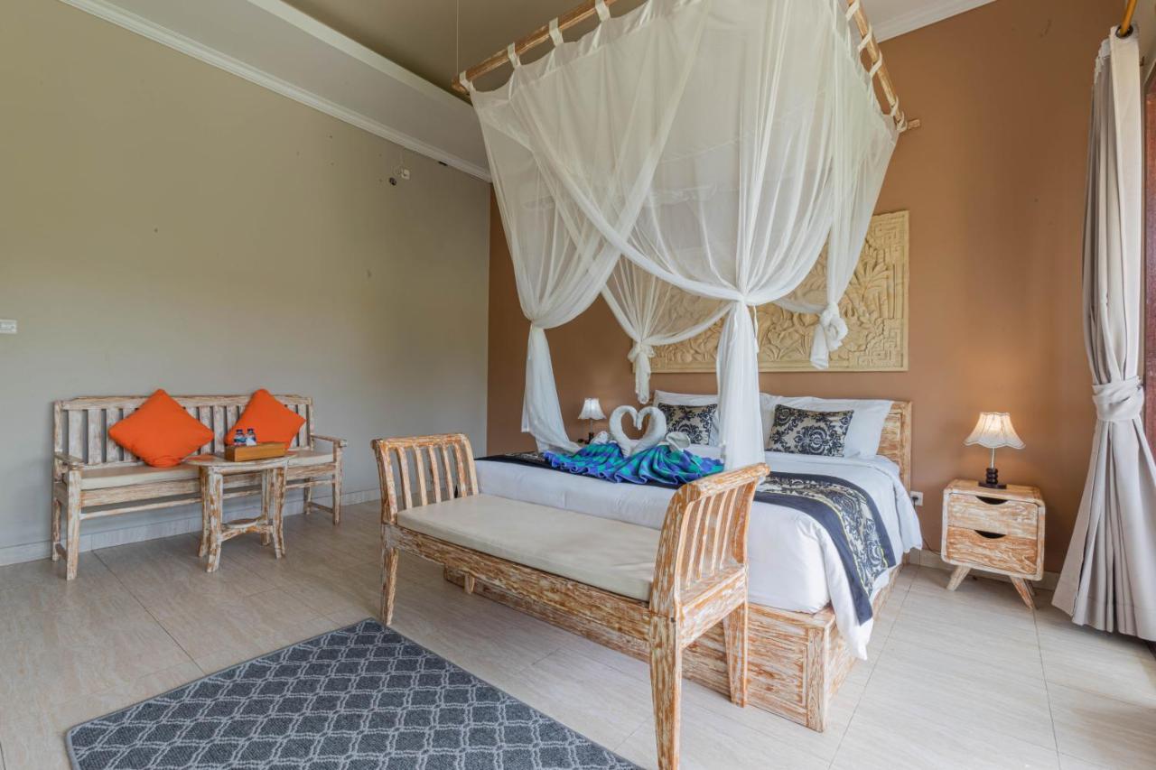 Favorit Exclusive Villa & Bungalow Batununggul Exteriör bild