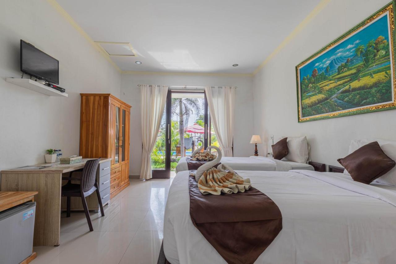 Favorit Exclusive Villa & Bungalow Batununggul Exteriör bild